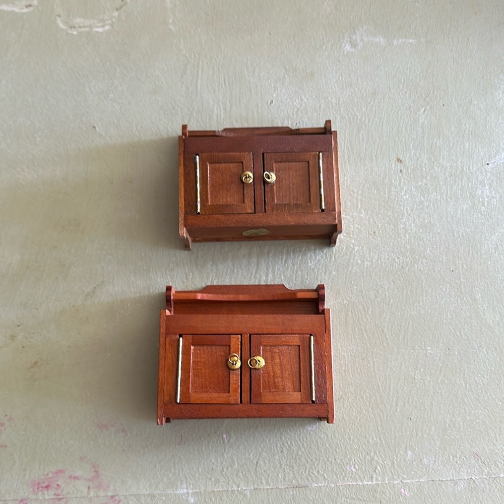 Vintage Shackman dollhouse furniture cabinets set of 2